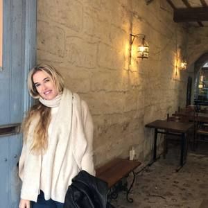 Meet your Posher, Anastasia v.